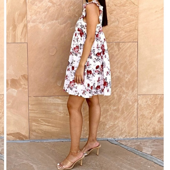 ANNA-KACI CALIFORNIA WHITE FLORAL EMPIRE WAIST SLEEVELESS DRESS - Picture 3 of 9